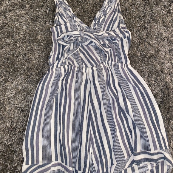 Romper - Picture 2 of 3